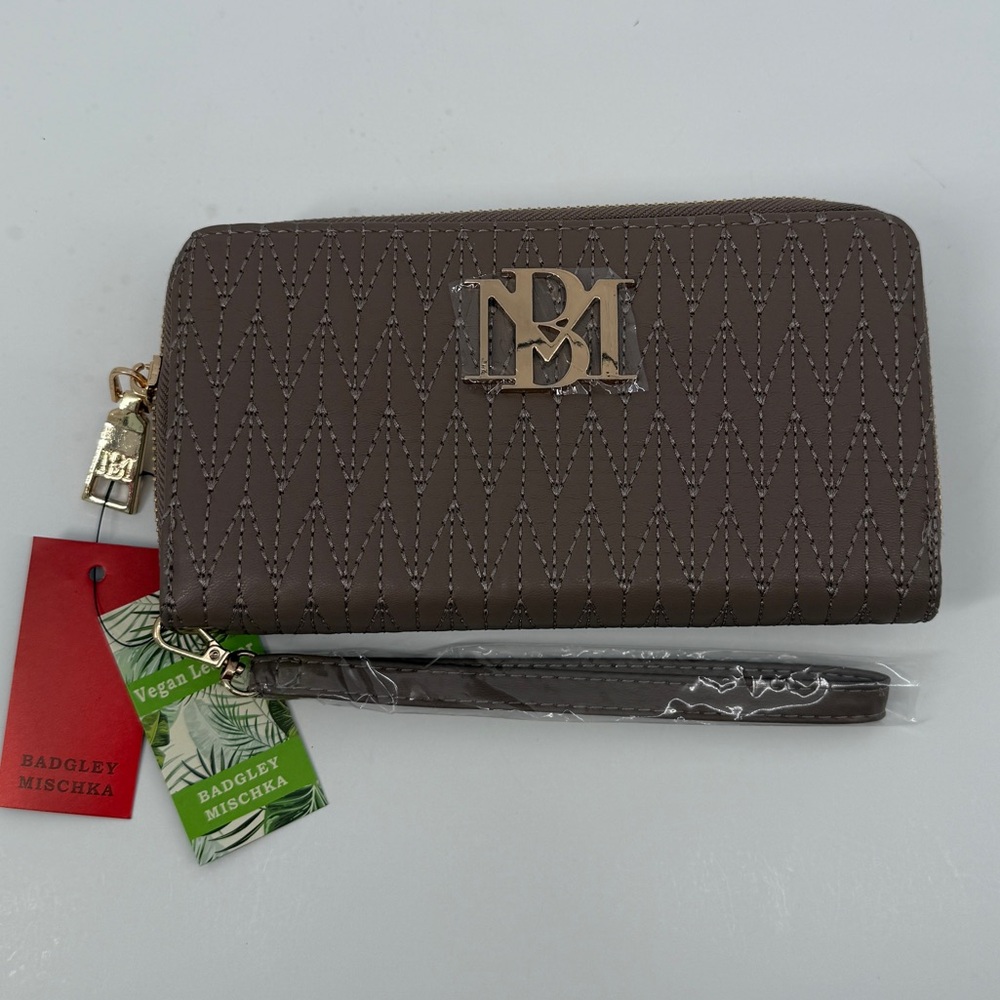 BADGLEY MISCHKA - Vegan Leather Long Wallet/Wristlet